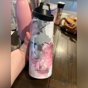 Canteen with flip up straw.